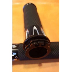 Bikers-Custom : Poignées de guidon Ness pour custom ou Harley