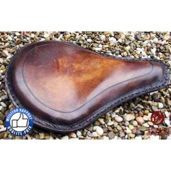 Selle artisanale, cadenas