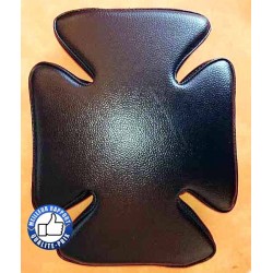 Pouf croix de malte à ventouses pour custom